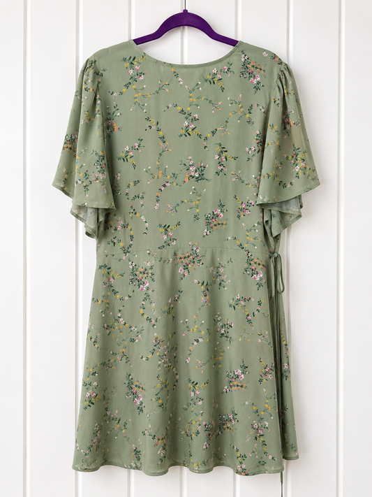 Lauren Conrad (LC) Floral Wrap Dress – Size 2X