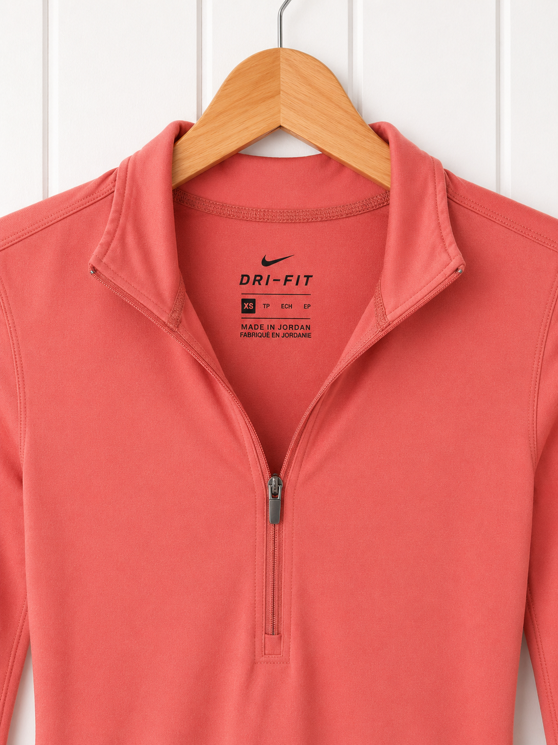 Nike Dri-FIT Quarter Zip Pullover - XS